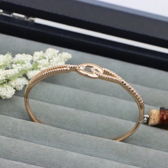 Rose Gold Bangle with Elegant Linked Center and Crystal Detailing, XPBL0565 - Picture 1 of 12